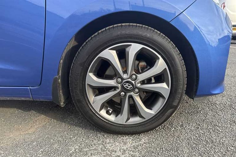 2019 Hyundai i10 1.0 Play Hatchback 5dr Petrol Manual Euro 6 (67 ps) Hatchback Petrol Manual