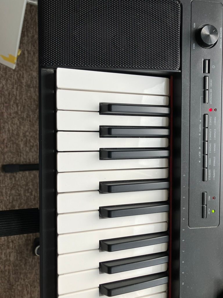 Yamaha NP-32 Electric Piano