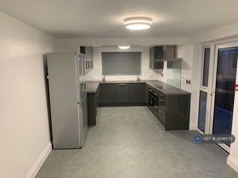 1 bedroom in Catford, London, SE6 (#2646572)