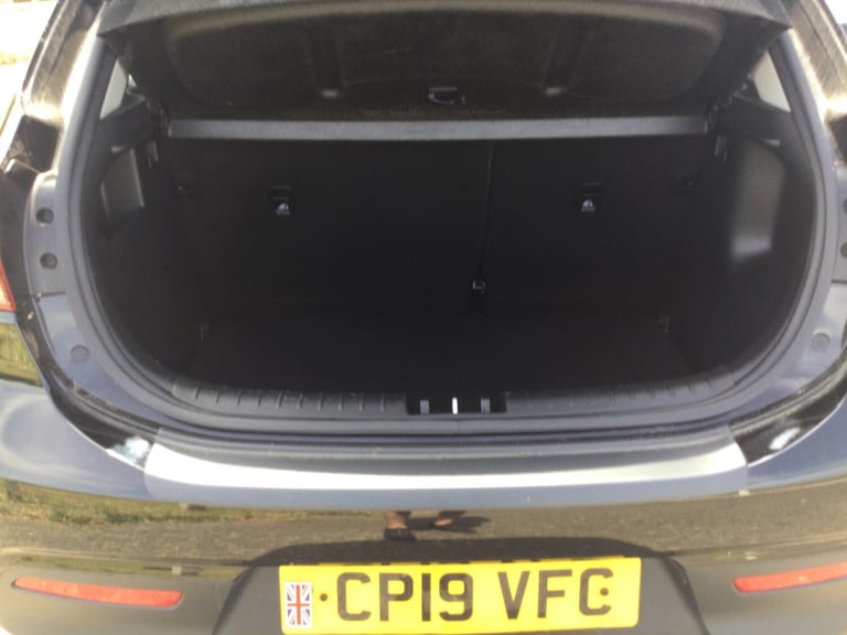 2019 Kia Rio 1.25 1 5dr 1 owner, full Kia service history 44475 miles  HATCHBACK Petrol Manual
