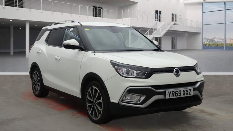  SsangYong Tivoli XLV 1.6 Ultimate 5dr Auto Petrol