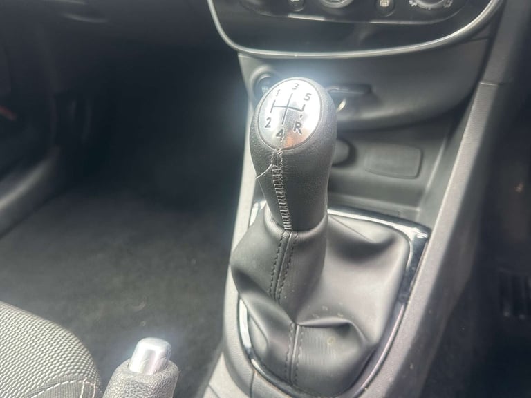 2015 Renault Clio 0.9 TCe Dynamique Nav Hatchback 5dr Petrol Manual Euro 6 (s/s) (90 ps) Hatchbac...