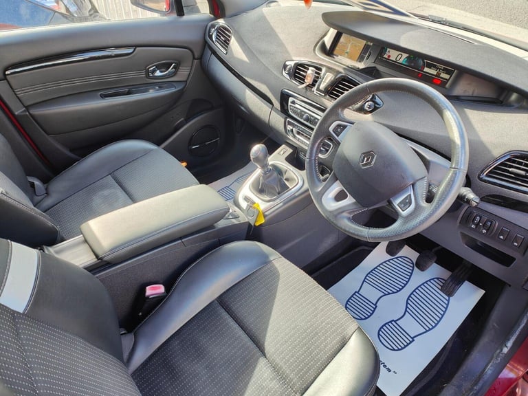 2012 Renault Scenic 1.6 dCi Dynamique TomTom Euro 5 (s/s) 5dr MPV Diesel Manual