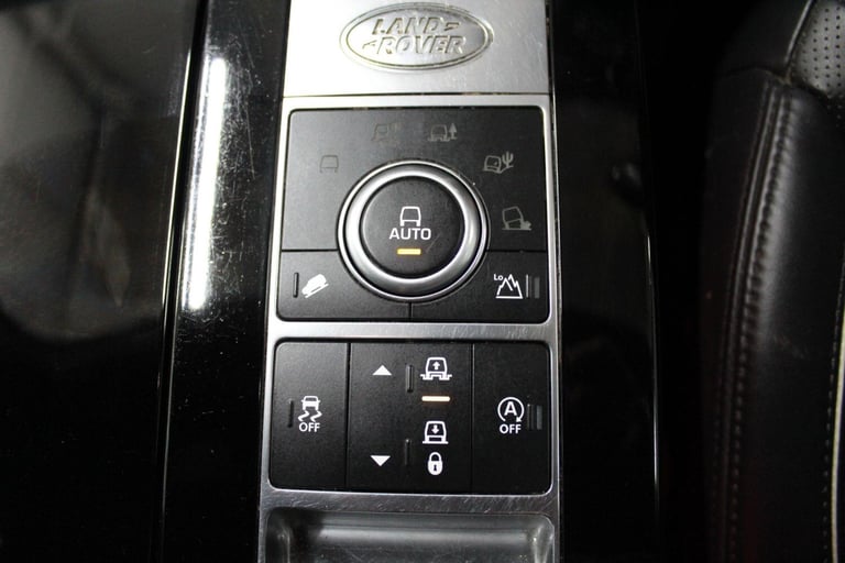 2019 Land Rover Discovery 3.0 SD V6 HSE Luxury Auto 4WD Euro 6 (s/s) 5dr ESTATE Diesel Automatic