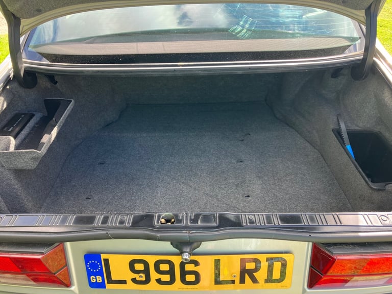 1994 BMW 7 Series 730i SE 4dr Auto SALOON Petrol Automatic