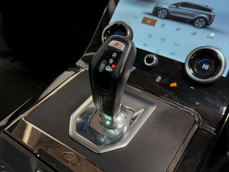 2022 Land Rover Range Rover Evoque 2.0 D200 MHEV R-Dynamic SE SUV 5dr Diesel Auto 4WD Euro 6 (s/s...