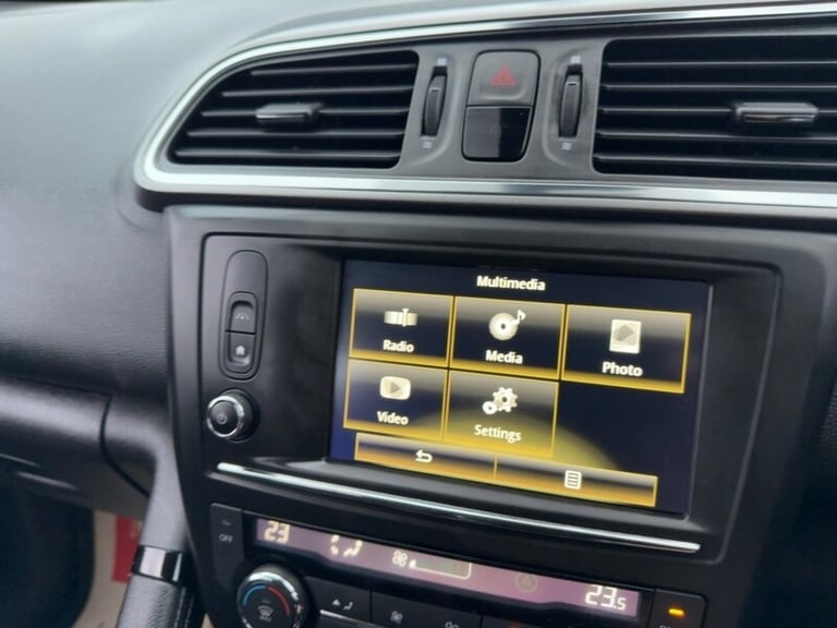 2017 Renault Kadjar TCe Dynamique Nav SUV Petrol Manual