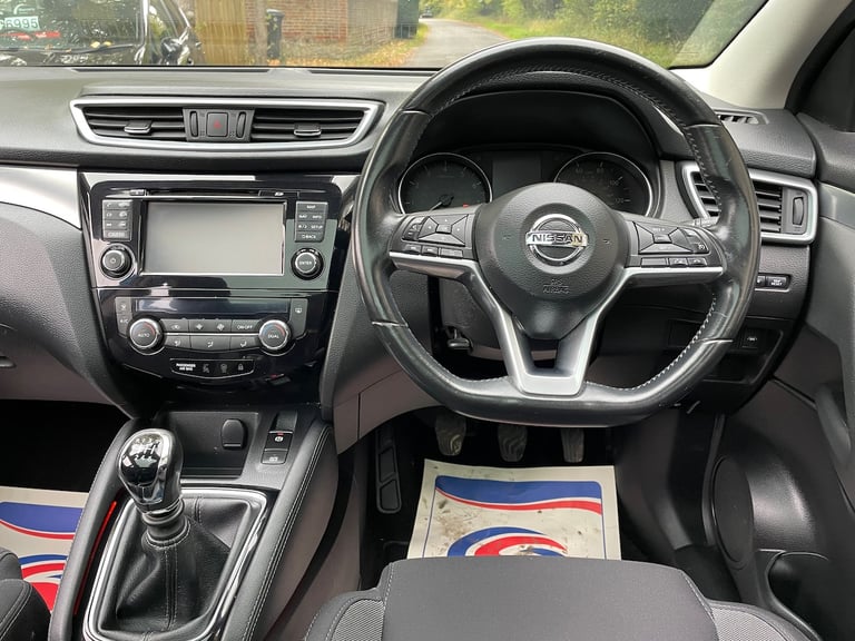 2017 Nissan Qashqai 1.2DiG-T N-Connecta 5 Door Petrol Suv In Blue - Euro 6 HATCHBACK Petrol Manual