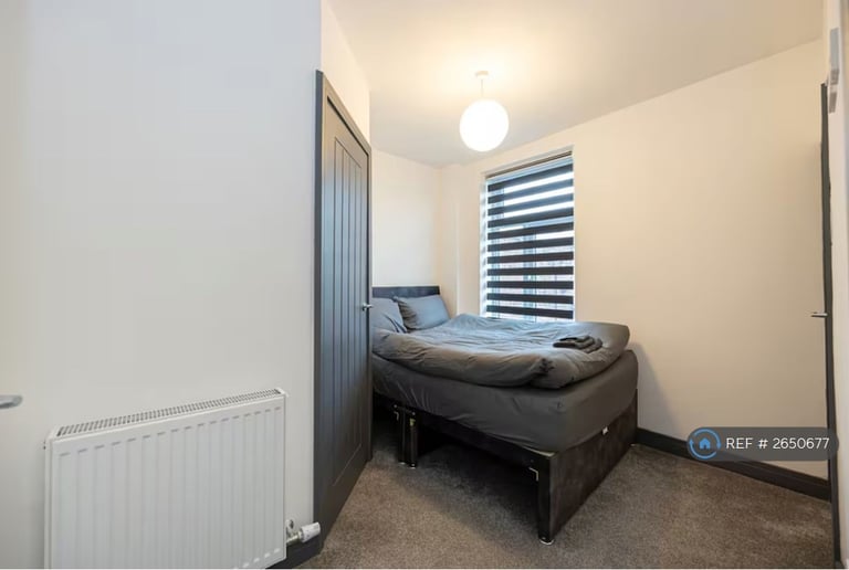 2 bedroom house in Denton, Denton, Manchester, M34 (2 bed) (#2650677)