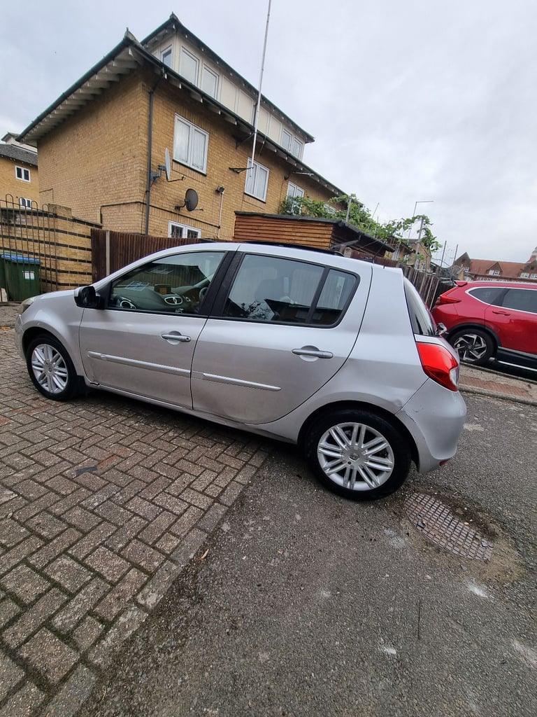 Renault, CLIO, Hatchback, 2010, Other, 1598 (cc), 5 doors