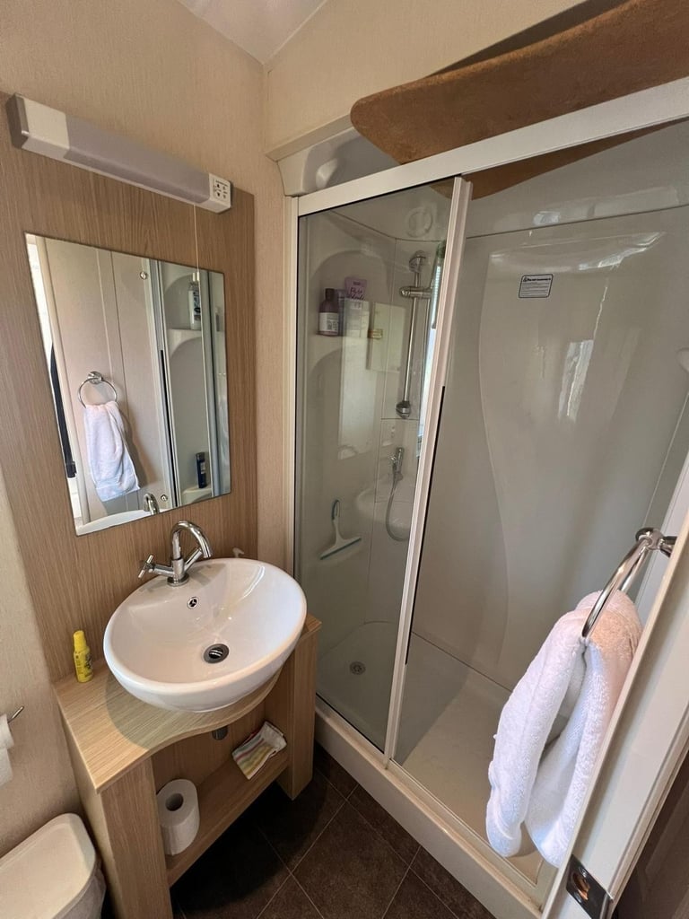 Static Caravan wooden lodge For Sale Off Site Regal Autograph 40ft x 13ft, 3 Bed