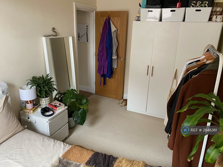 1 bedroom flat in The Avenue, Southampton, SO17 (1 bed) (#2648361)