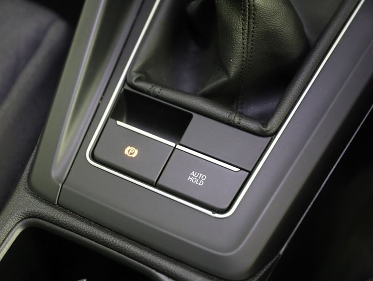 2024 Volkswagen Golf 1.5 TSI Life 5dr HATCHBACK PETROL Manual