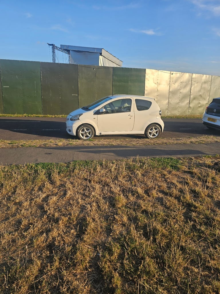 2011 Toyota, AYGO, Hatchback, Manual, 998 (cc), 3 doors