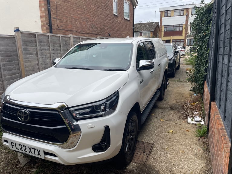 Toyota, HILUX, Pick Up, 2022, Automatic, 2393 (cc)
