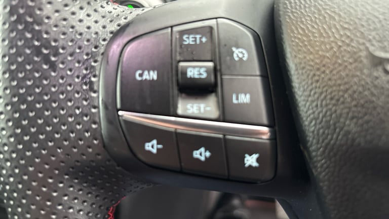 2021 Ford Puma 1.0 EcoBoost Hybrid mHEV ST-Line Design 5dr DCT Petrol Hatchback Hatchback Petrol ...