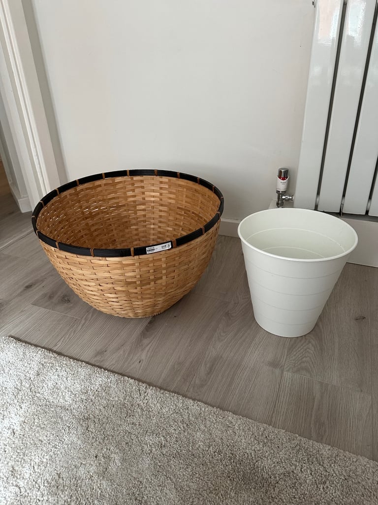 Wood basket
