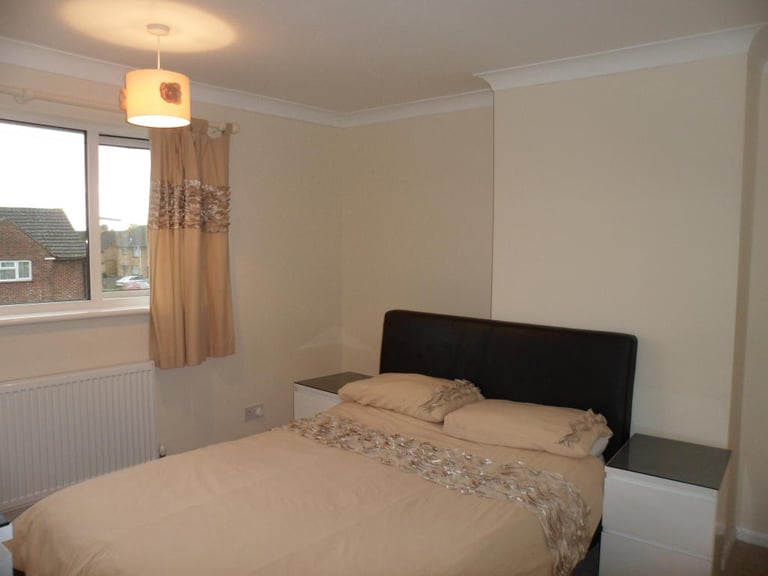 Couzy room in Canary Wharf 🎉🎉🎉