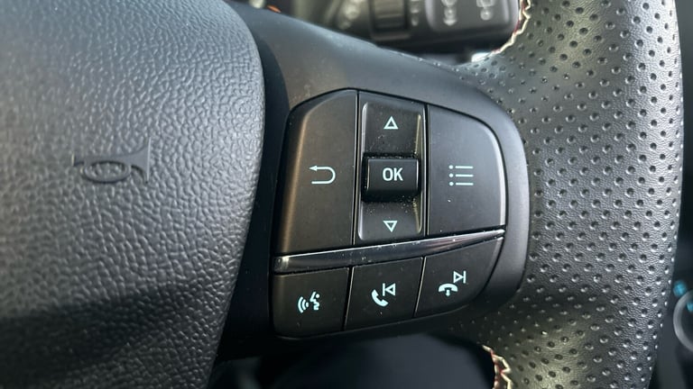 2023 Ford Puma 1.0 EcoBoost Hybrid mHEV Vivid Ruby Edition 5dr HATCHBACK PETROL Manual