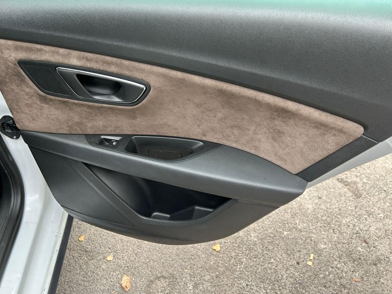 SEAT LEON 2.0 TDI X-PERIENCE SE Technology 2015