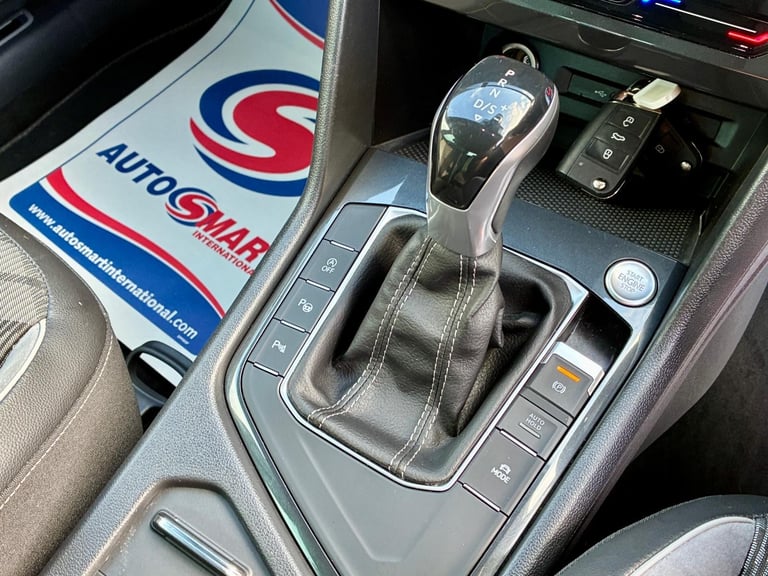 2020 Volkswagen Tiguan 1.5 TSI R-Line DSG **Lovely Example - Automatic**