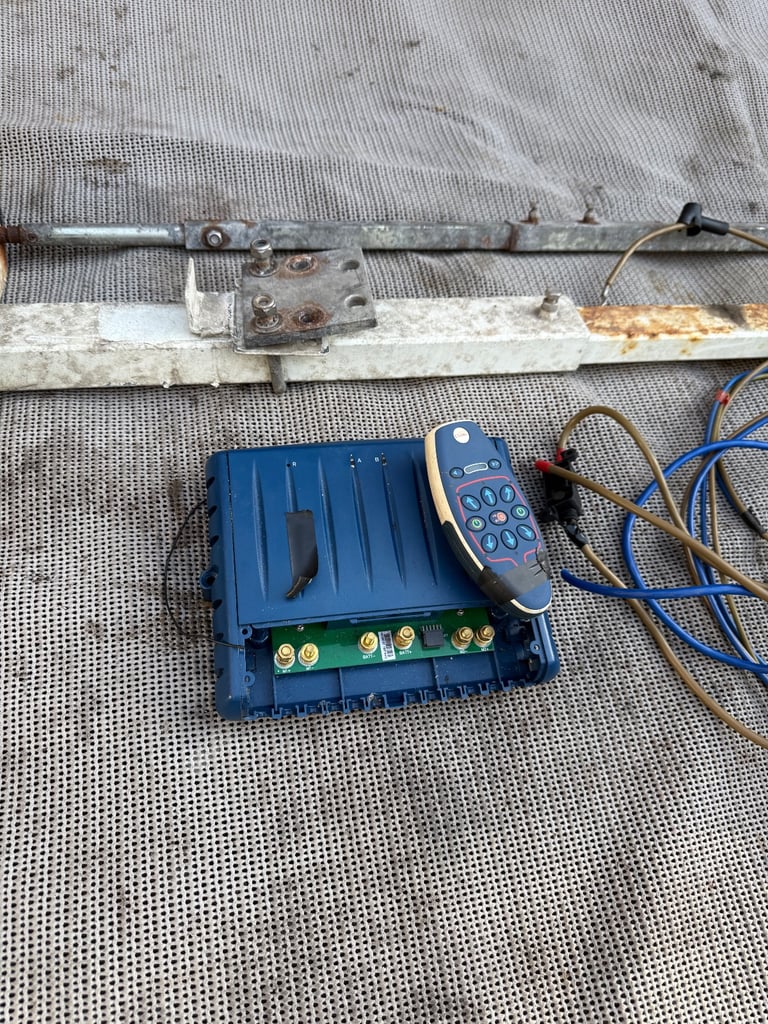 Caravan motor mover 