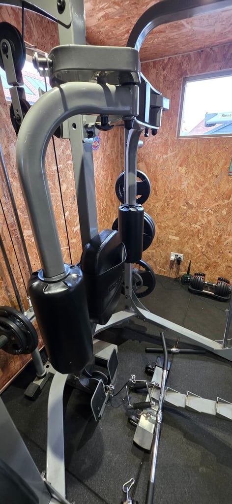 💪 Nautilus Multi Gym / Smith Machine – Full Body Setup