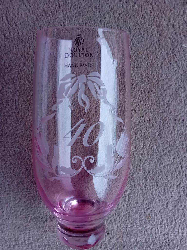 image for ROYAL DOULTON ENGRAVED 40 VASE 