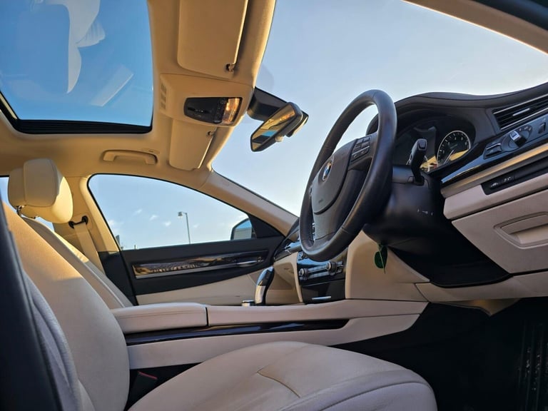 2013 BMW 7 Series 4.4 750Li V8 SE Auto Euro 5 (s/s) 4dr Saloon Petrol Automatic