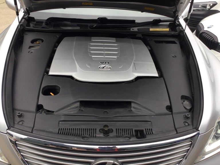 2006 Lexus LS 460 SE-L 4.6 V8 4dr Auto SALOON Petrol Automatic