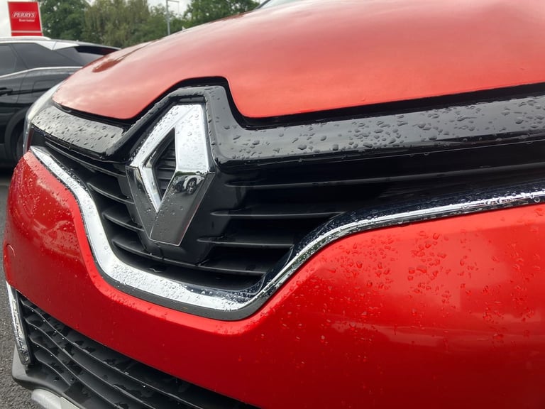 2016 Renault Captur 1.5 dCi 90 Signature Nav 5dr Hatchback DIESEL Manual