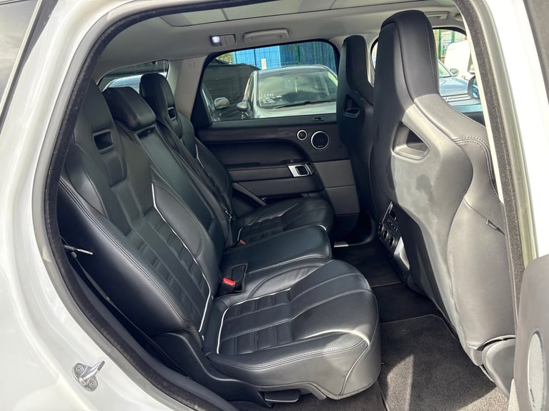 2013 Land Rover Range Rover Sport 3.0 TDV6 SE  - SVR REP - Excellent condition - Low Miles  ESTAT...