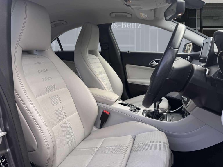 2017 Mercedes-Benz CLA CLA 180 Sport 4dr SALOON PETROL Manual