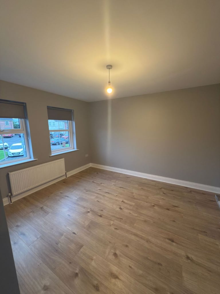 3 Bedroom Semi-Detached House to rent in Meigh