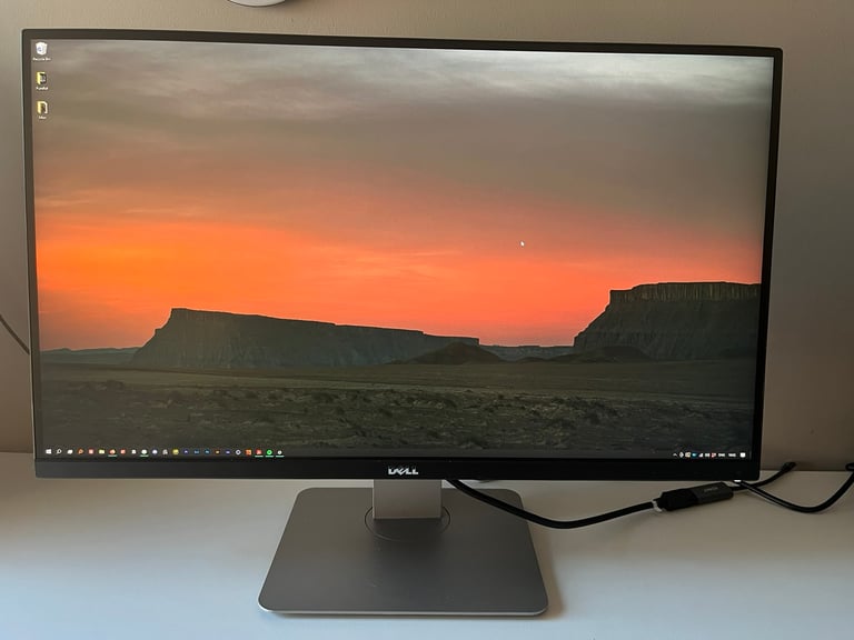 Dell Ultrasharp 27 Monitor