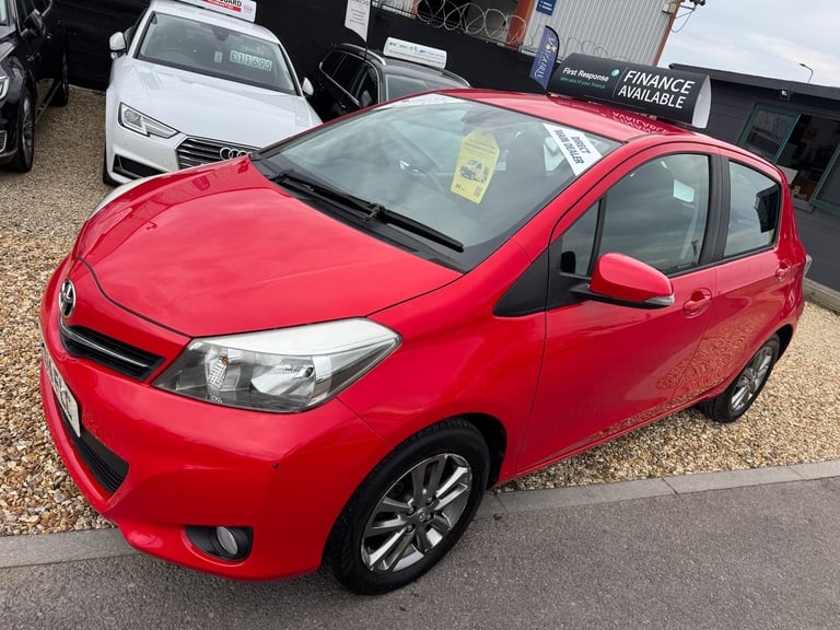 2014 Toyota Yaris 1.33 VVT-i Icon+ 5dr HATCHBACK Petrol Manual