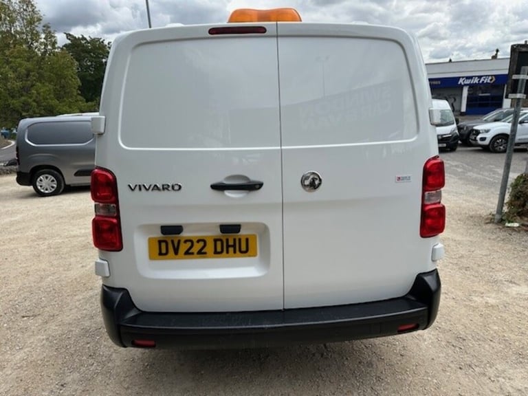 2022 Vauxhall Vivaro 2900 1.5TD Dynamic LWB L2 100PS Medium Van Diesel Manual