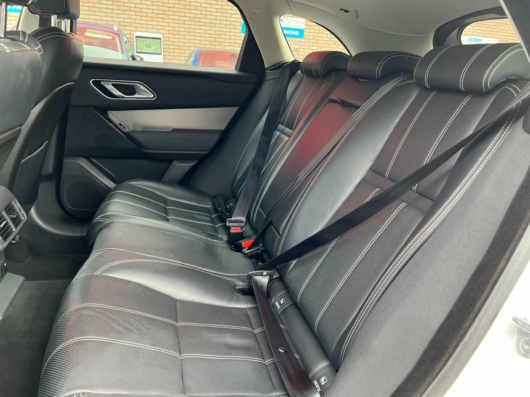 2017 Land Rover Range Rover Velar 2.0 D180 R-Dynamic S Auto 4WD Euro 6 (s/s) 5dr ESTATE Diesel Au...