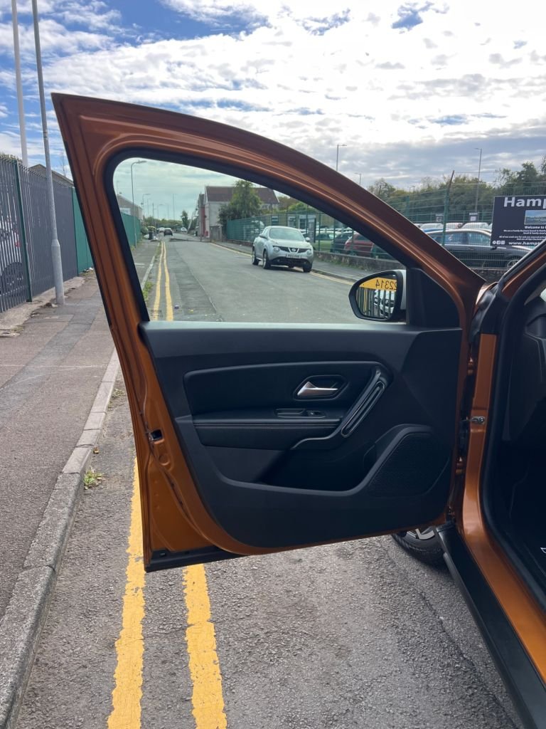 2018 Dacia Duster 1.6 SCe Prestige 5dr HATCHBACK PETROL Manual