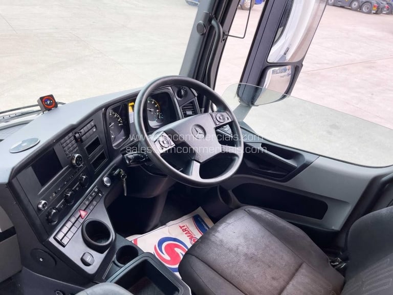 2018 (18) MERCEDES-BENZ ANTOS 1824L 18T SINGLE TEMP FRIDGE TRUCK