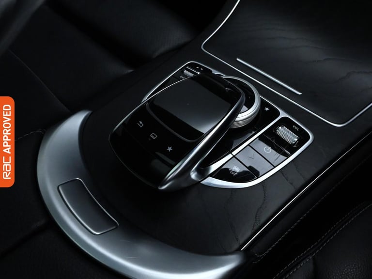 2016 Mercedes-Benz GLC 2.1 GLC250d AMG Line (Premium Plus) SUV 5dr Diesel G-Tronic 4MATIC Euro 6 ...