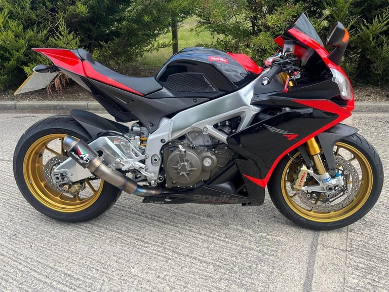 image for 2012 12 APRILIA RSV 4 FACTORY A-PRC RSV1000 RSV4 APRC 1000 V4 STUNNING SPORTS
