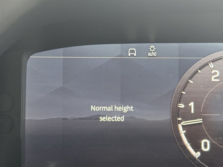 2023 Land Rover Defender 110 D300 HARD TOP X-DYNAMIC HSE COMMERCIAL NO VAT Car Derived Van Diesel...