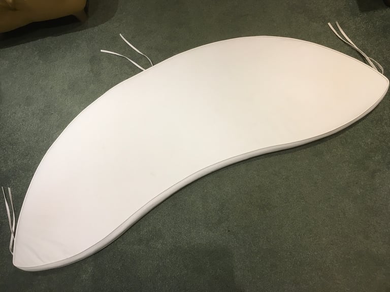 Cream/Natural Banana Bench Cushion