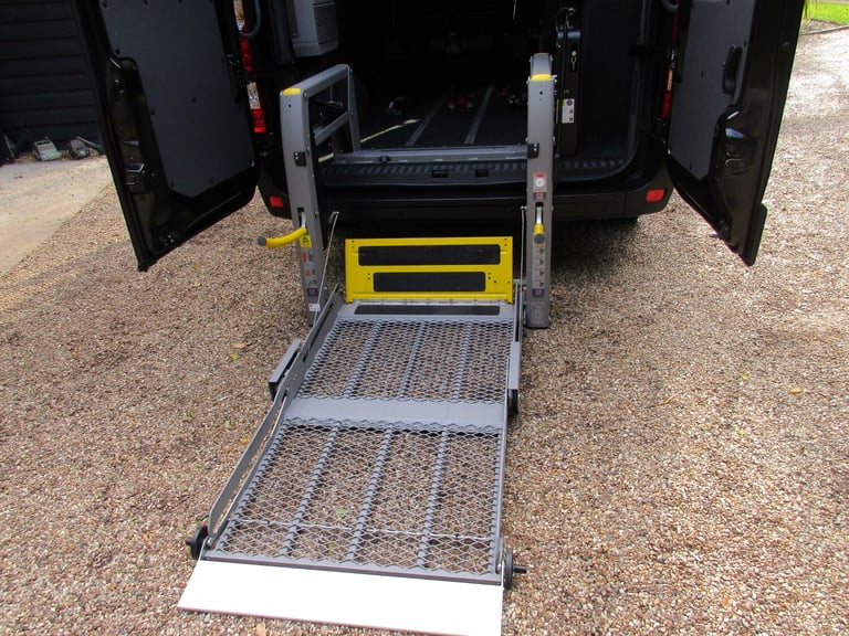 2020 Renault Master 2.3 DCi SL28 BUSINESS ENERGY SEMI AUTO QUICKSHIFT FWD SWB 125 PS WAV 5STR Mob...