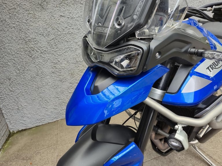 2023 Triumph Tiger 900 GT Pro heated grips and seats