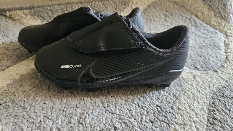 image for Football shoes size 11