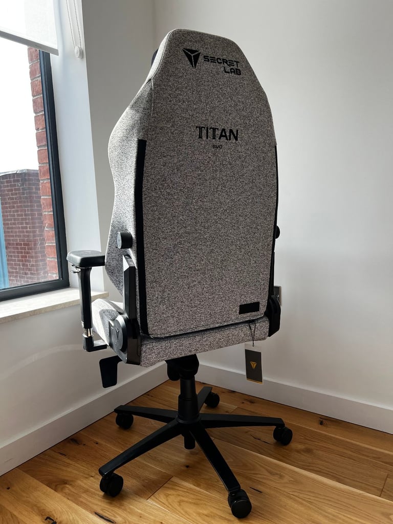Secretlab Titan EVO 2022