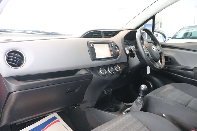 2016 Toyota Yaris 1.3 Yaris Icon VVT-I 5dr Hatchback Petrol Manual