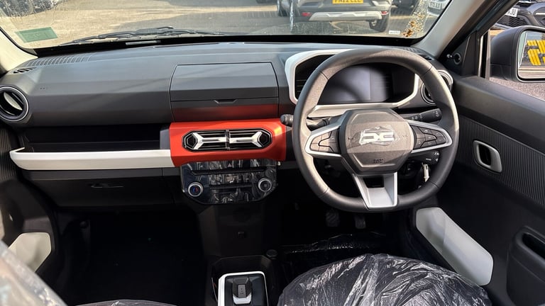 2025 Dacia Spring 27kWh Expression 65 48kW 5dr Auto Electric Hatchback Hatchback Electric Automatic